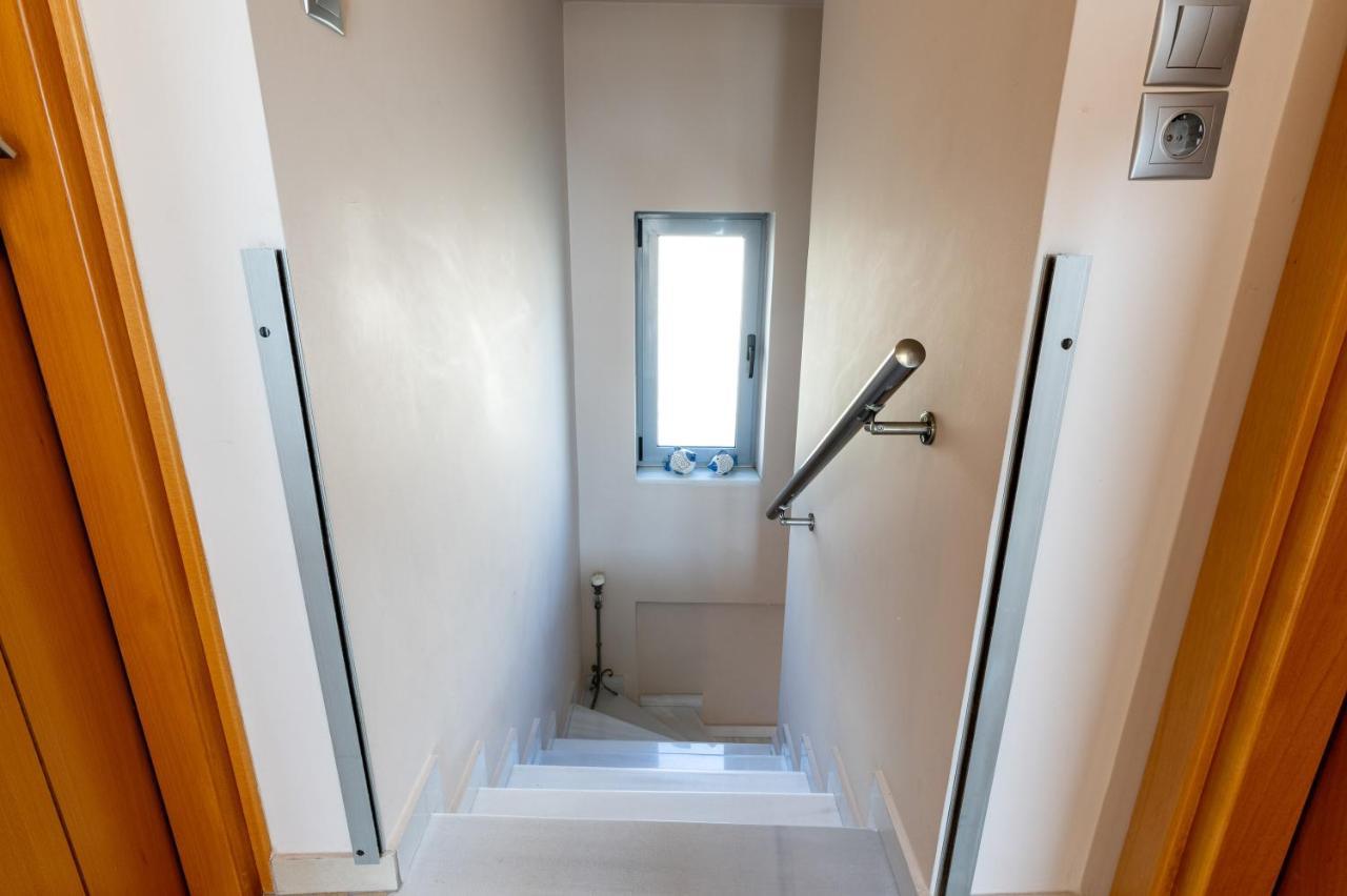 Elegant New Maisonette Near The Sea Aegina 外观 照片